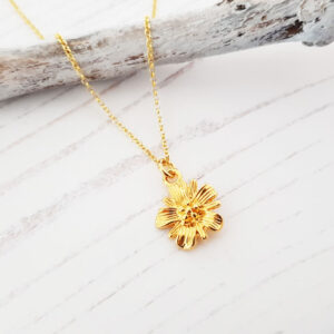Daisy Gold Charm Pendant 449