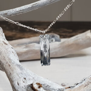 Oblong Crystal Argent Pendant 286