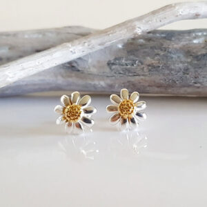 Daisy Silver Stud Earrings 385