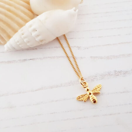 Bee Charm Gold Necklace 532
